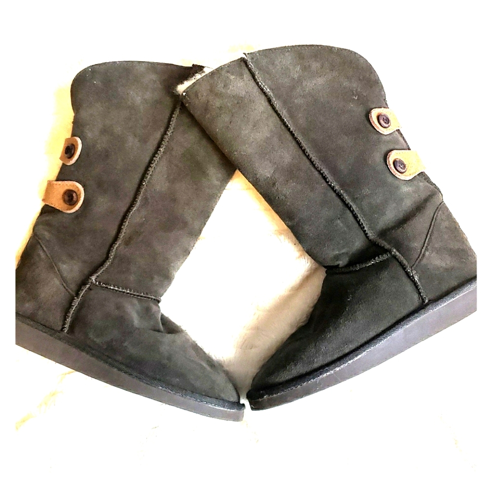 Emu wool lined boots 👢  size 5